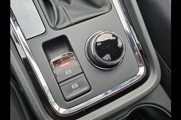 Seat Ateca 1.4 EcoTSI Xcellence | Automaat | Pano | Trekhaak | App-connect | Camera | PDC | LED | All-seasons |