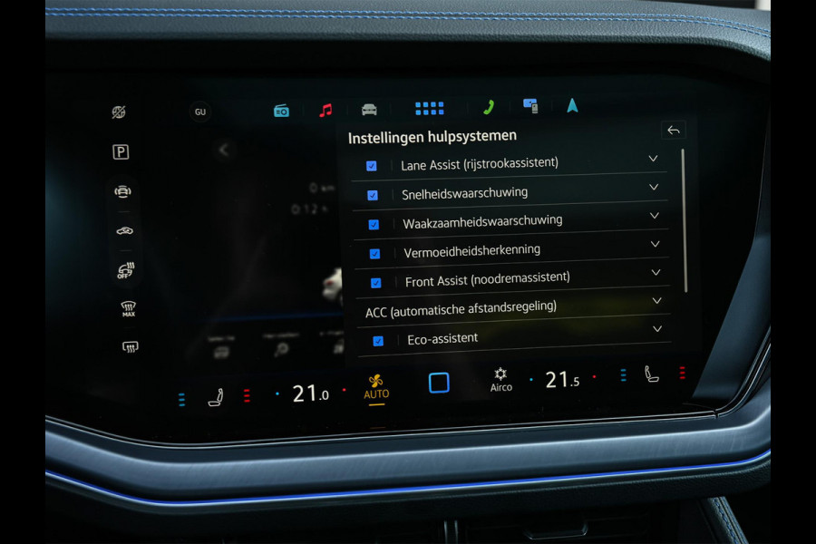 Volkswagen Touareg 3.0 TSi eHybrid 4MOTION R | 462PK | Panoramadak | Night Vision | Massage + Ventilatie | HUD | Dynaudio | Luchtvering | Adaptive Cruise | Ambiance Interieur | Keyless Entry | Stoelverwarming V+A | Stuurverwarming |