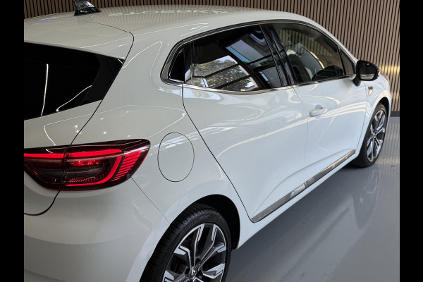 Renault Clio 1.3 TCe 130pk Edition One | Groot navi | Stoel&Stuurverwarming | Dodehoek | Bose | Carplay | Camera 100% onderhouden!