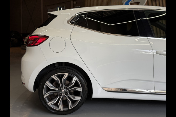 Renault Clio 1.3 TCe 130pk Edition One | Groot navi | Stoel&Stuurverwarming | Dodehoek | Bose | Carplay | Camera 100% onderhouden!