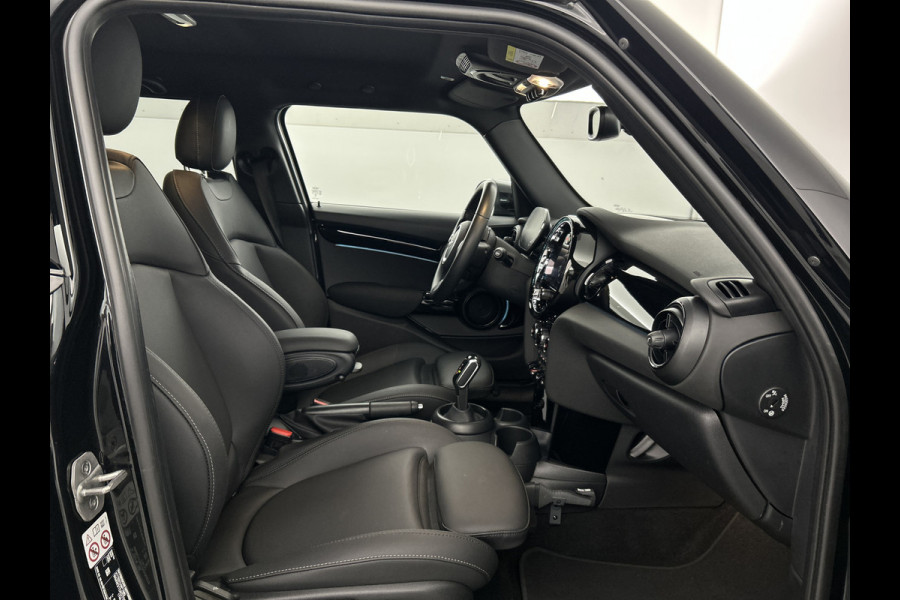 MINI 5-deurs 1.5 Aut. Cooper Camden Black-Ed. Leder/Sportstoelen/Digi.Dashboard