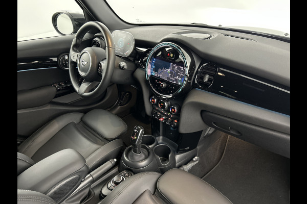 MINI 5-deurs 1.5 Aut. Cooper Camden Black-Ed. Leder/Sportstoelen/Digi.Dashboard
