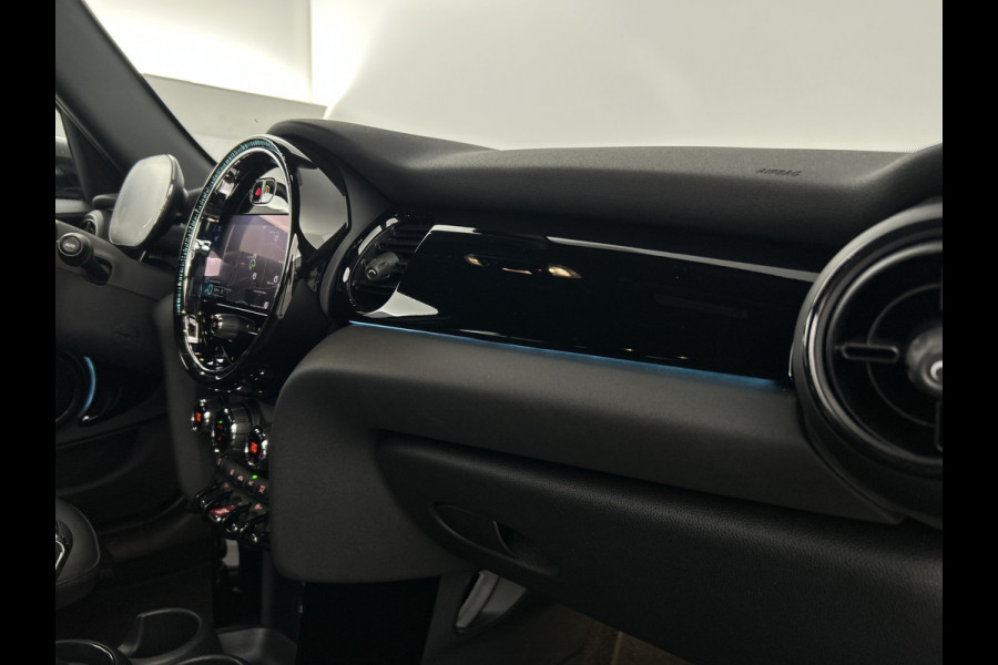 MINI 5-deurs 1.5 Aut. Cooper Camden Black-Ed. Leder/Sportstoelen/Digi.Dashboard