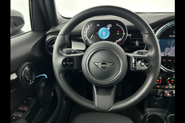 MINI 5-deurs 1.5 Aut. Cooper Camden Black-Ed. Leder/Sportstoelen/Digi.Dashboard