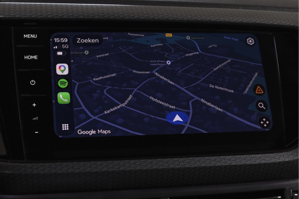 Volkswagen T-Cross 1.5 TSI Style Business R 150 PK | Adapt. Cruise | Stoelverw. | PDC | Camera | NAV + App. Connect | ECC | Trekhaak | LM 18" |