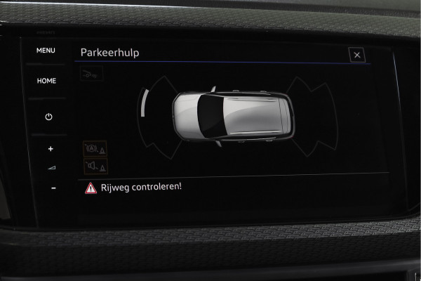 Volkswagen T-Cross 1.5 TSI Style Business R 150 PK | Adapt. Cruise | Stoelverw. | PDC | Camera | NAV + App. Connect | ECC | Trekhaak | LM 18" |