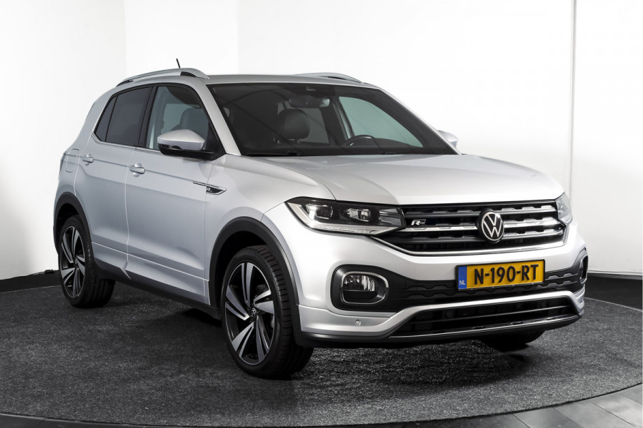 Volkswagen T-Cross 1.5 TSI Style Business R 150 PK | Adapt. Cruise | Stoelverw. | PDC | Camera | NAV + App. Connect | ECC | Trekhaak | LM 18" |