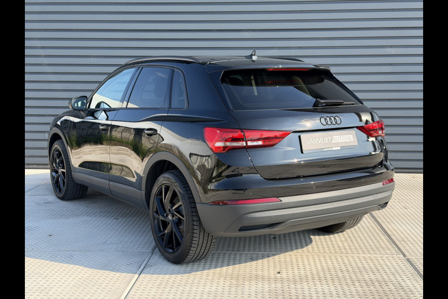 Audi Q3 45 TFSI e edition 245 PK | Apple carplay & Android auto | Trekhaak | Elek. Achterklep | LMV 19 Inch!