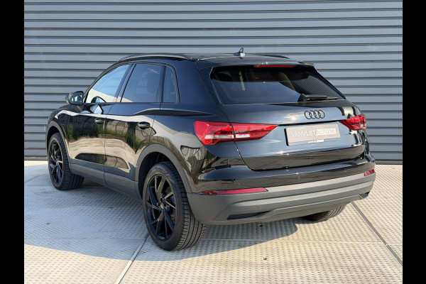 Audi Q3 45 TFSI e edition 245 PK | Apple carplay & Android auto | Trekhaak | Elek. Achterklep | LMV 19 Inch!