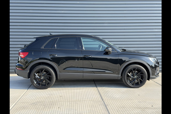 Audi Q3 45 TFSI e edition 245 PK | Apple carplay & Android auto | Trekhaak | Elek. Achterklep | LMV 19 Inch!