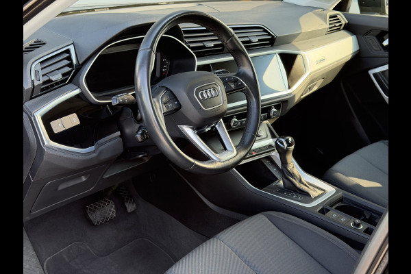 Audi Q3 45 TFSI e edition 245 PK | Apple carplay & Android auto | Trekhaak | Elek. Achterklep | LMV 19 Inch!
