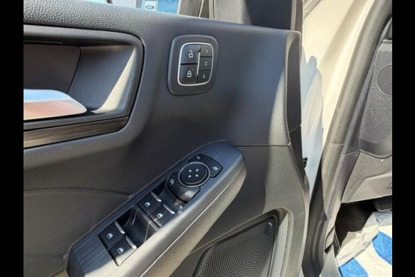 Ford Kuga 2.5 PHEV Vignale | Wegklapbare trekhaak | Winter Pack | Camera | Dodehoeksensoren | Head up display | Koplampen adaptief | Bang&Olufsen | Elektrische achterklep