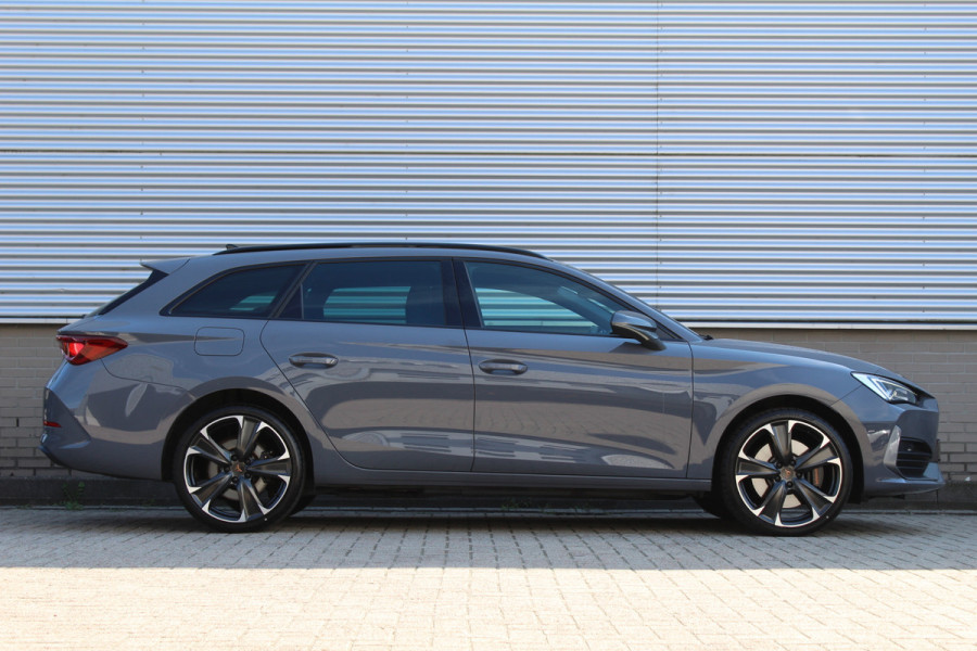 CUPRA Leon Sportstourer 1.4 e-Hybrid 245 | ACC | Camera | Stoel-/stuurverwarming | Keyless