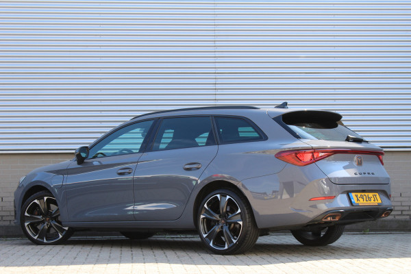 CUPRA Leon Sportstourer 1.4 e-Hybrid 245 | ACC | Camera | Stoel-/stuurverwarming | Keyless