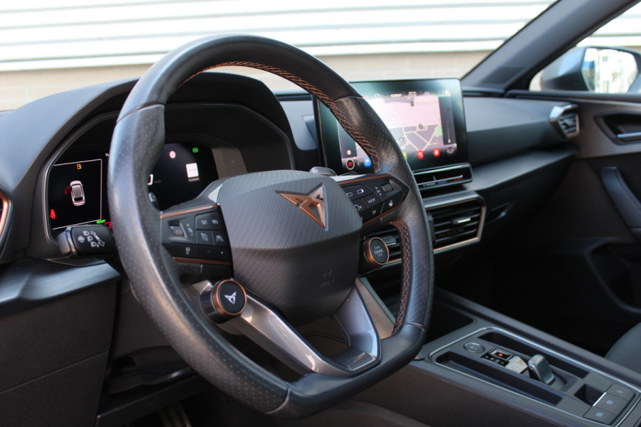 CUPRA Leon Sportstourer 1.4 e-Hybrid 245 | ACC | Camera | Stoel-/stuurverwarming | Keyless