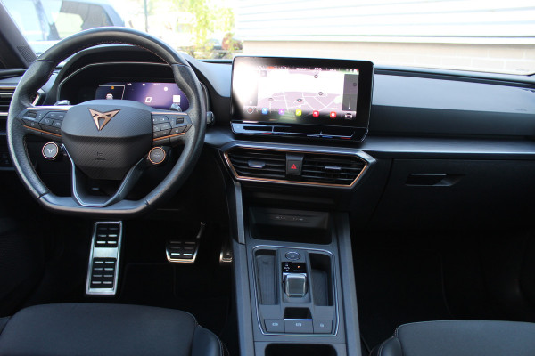 CUPRA Leon Sportstourer 1.4 e-Hybrid 245 | ACC | Camera | Stoel-/stuurverwarming | Keyless