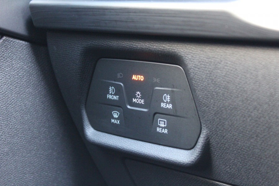 CUPRA Leon Sportstourer 1.4 e-Hybrid 245 | ACC | Camera | Stoel-/stuurverwarming | Keyless