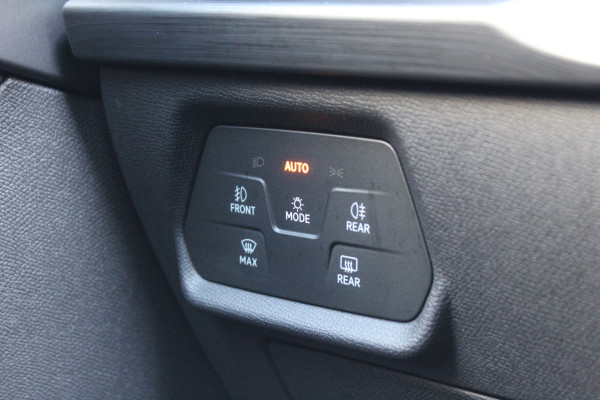 CUPRA Leon Sportstourer 1.4 e-Hybrid 245 | ACC | Camera | Stoel-/stuurverwarming | Keyless