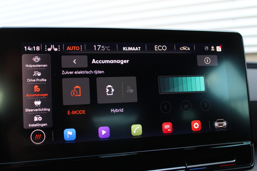 CUPRA Leon Sportstourer 1.4 e-Hybrid 245 | ACC | Camera | Stoel-/stuurverwarming | Keyless