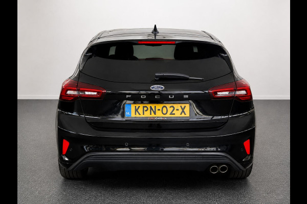 Ford Focus 1.0 EcoBoost Hybrid 155pk Automaat ST Line Navigatie Cruise Control Parkeer sensoren Lichtmetalen Velgen Extra Getint Glas