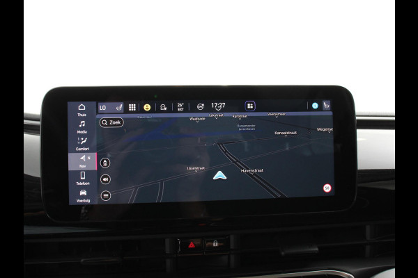 Fiat 500E Icon 42 kWh Navigatie Apple CarPlay Android Auto Camera Parkeerhulp Adaptive Cruise Control Stoelverwarming Climate Control Lichtmetalen velgen