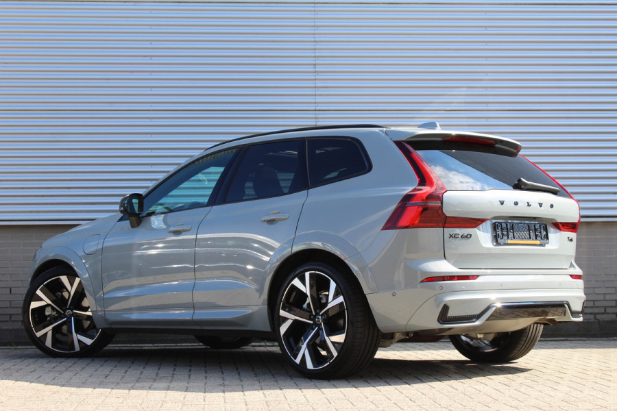 Volvo XC60 2.0 T6 Ultra Black Edition | B&W | Luchtvering | 22" | Massage | Full | UNIEK! | Facelift
