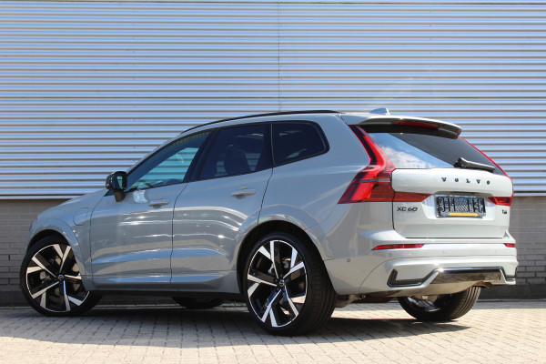 Volvo XC60 2.0 T6 Ultra Black Edition | B&W | Luchtvering | 22" | Massage | Full | UNIEK! | Facelift