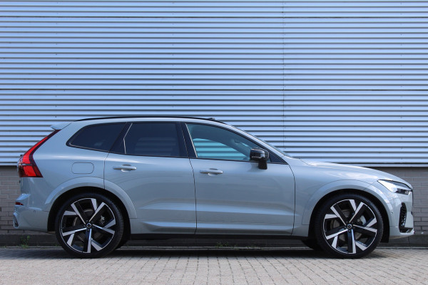 Volvo XC60 2.0 T6 Ultra Black Edition | B&W | Luchtvering | 22" | Massage | Full | UNIEK! | Facelift