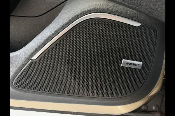 Renault Mégane Estate 1.3 TCe 130pk Bose | Groot Navi | Camera | Led | Cruise control | Carplay | Trekhaak 100% onderhouden