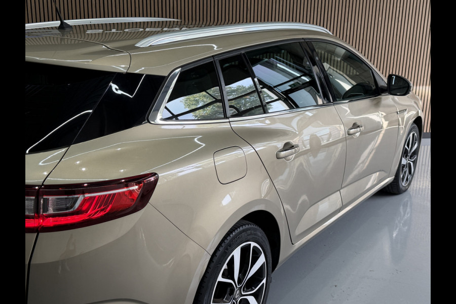 Renault Mégane Estate 1.3 TCe 130pk Bose | Groot Navi | Camera | Led | Cruise control | Carplay | Trekhaak 100% onderhouden