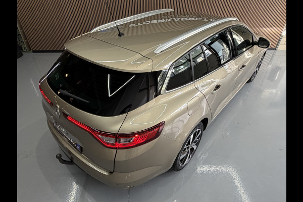 Renault Mégane Estate 1.3 TCe 130pk Bose | Groot Navi | Camera | Led | Cruise control | Carplay | Trekhaak 100% onderhouden