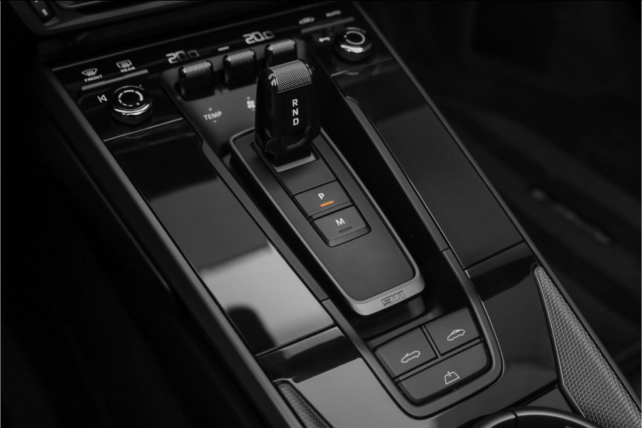 Porsche 911 Cabrio 3.0 Carrera NL-Auto Sportuitlaat Sportstoelen Plus 21"