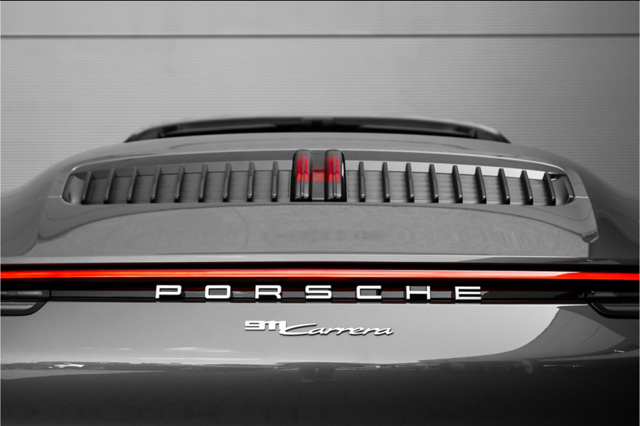 Porsche 911 Cabrio 3.0 Carrera NL-Auto Sportuitlaat Sportstoelen Plus 21"