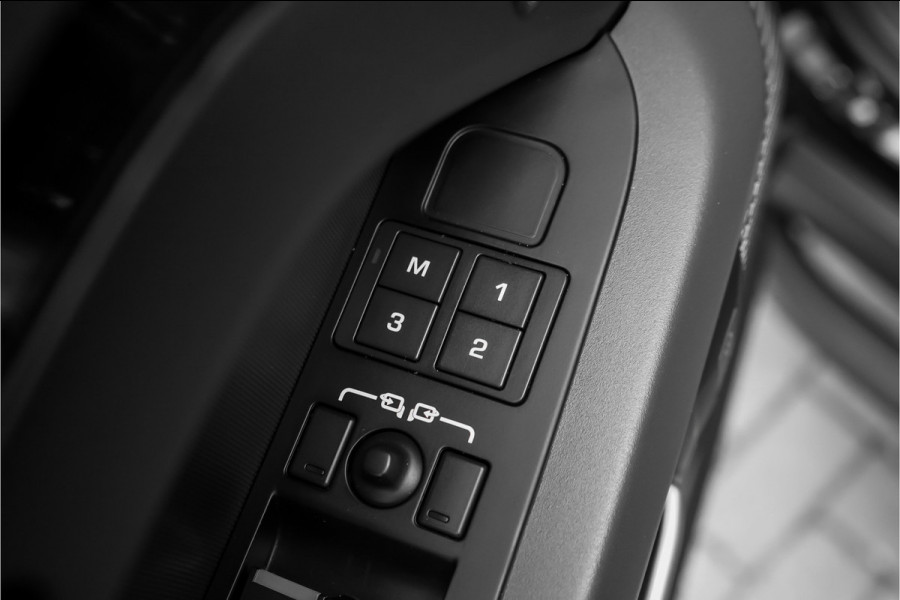 Land Rover Defender 110 2.0 P400e X-Dynamic HSE HERITAGE HUD Stoelventilatie Stuurverw Trekhaak 22"