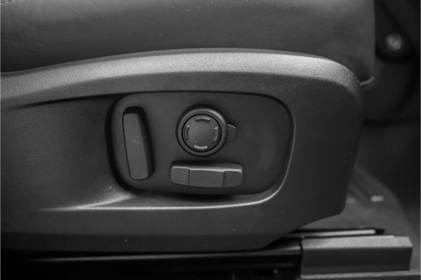 Land Rover Defender 110 2.0 P400e X-Dynamic HSE HERITAGE HUD Stoelventilatie Stuurverw Trekhaak 22"