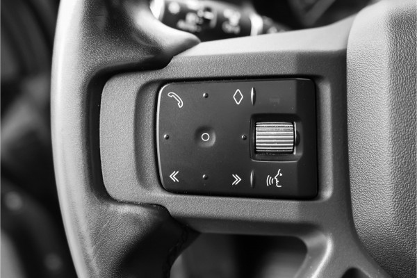 Land Rover Defender 110 2.0 P400e X-Dynamic HSE HERITAGE HUD Stoelventilatie Stuurverw Trekhaak 22"