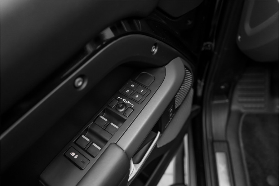 Land Rover Defender 110 2.0 P400e X-Dynamic HSE HERITAGE HUD Stoelventilatie Stuurverw Trekhaak 22"