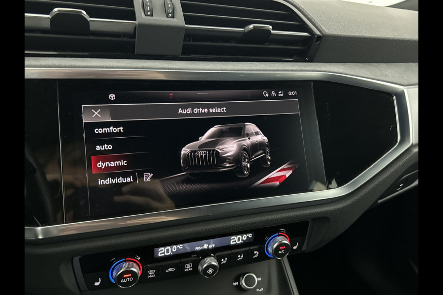 Audi Q3 45 TFSIe 245 PK S-Line Black Ed. Adapt.Cruise/Dodehoek/Carplay/LED+