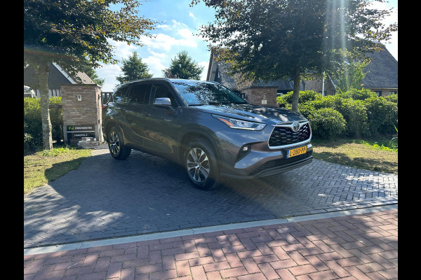 Toyota highlander 2.5 AWD Hybrid Business | 7 Persoons | Camera | Trekhaak | NL-Auto |
