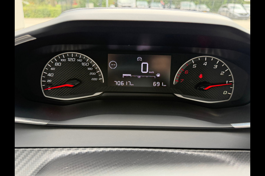 Peugeot 208 1.2 PureTech Allure Pack | Navigatie | Airco | Cruise control.