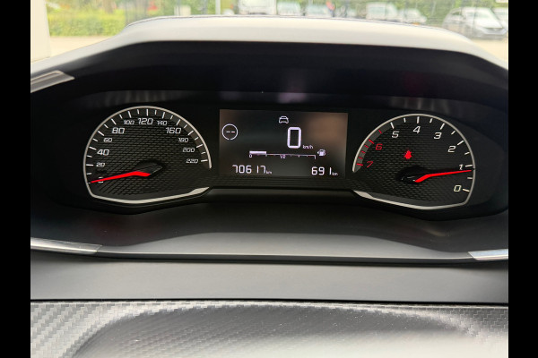 Peugeot 208 1.2 PureTech Allure Pack | Navigatie | Airco | Cruise control.
