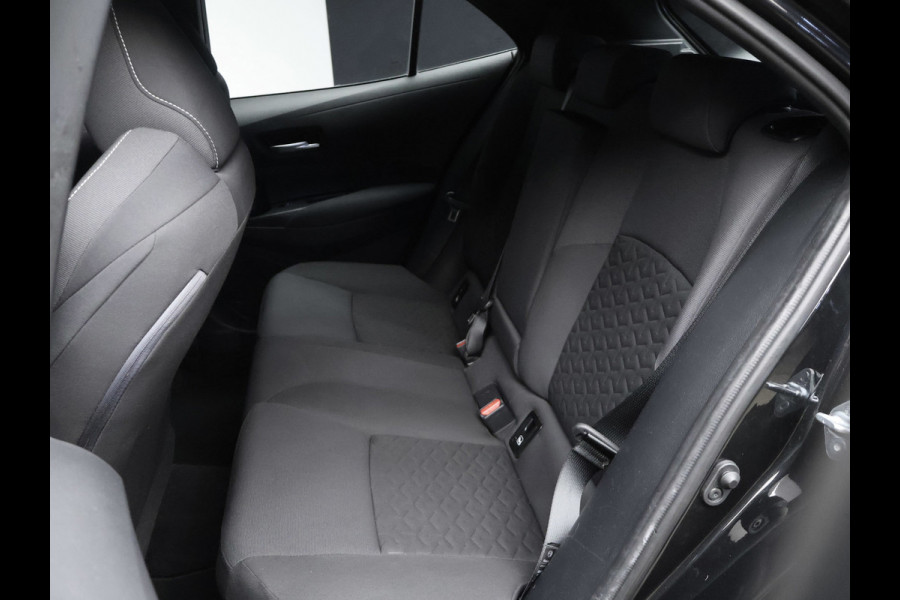 Toyota Corolla 2.0 Hybrid Dynamic Sport (NAVI,CAMERA,CLIMATE,CRUISE,LANE ASSIST,LED,SPORTSTOELEN,LM VELGEN,NETTE STAAT)