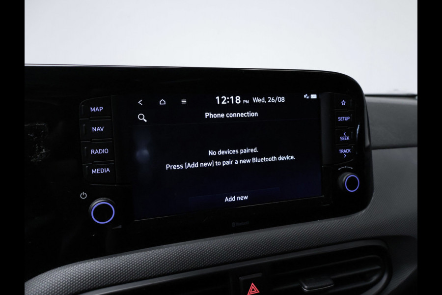 Hyundai i10 1.0 Premium Sport (APPLE CARPLAY,NAVI,CAMERA,STOEL/STUUR VERWARMING,LED,GETINT,CLIMATE,CRUISE,SPORTSTOELEN,LM VELGEN)