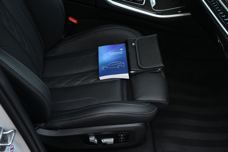 BMW X5 xDrive50e M-Sport Pro M-Seats Sky-Lounge CoPilot