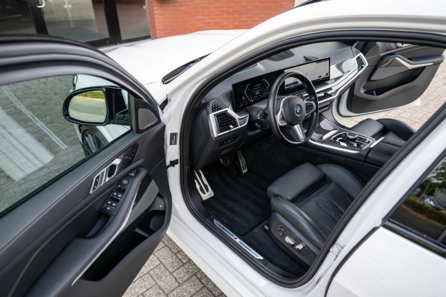 BMW X5 xDrive50e M-Sport Pro M-Seats Sky-Lounge CoPilot