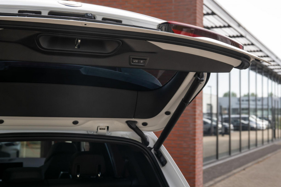 BMW X5 xDrive50e M-Sport Pro M-Seats Sky-Lounge CoPilot