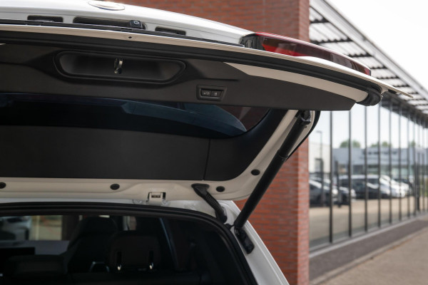 BMW X5 xDrive50e M-Sport Pro M-Seats Sky-Lounge CoPilot