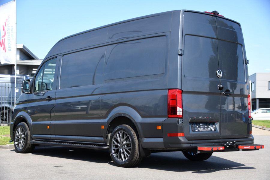 Volkswagen Crafter 35 2.0 TDI L3H3 PB Edition Camera, Cruise, Carplay, LED, Automaat, Sensoren, 140pk, Trekhaak, Multimedia, Uniek!