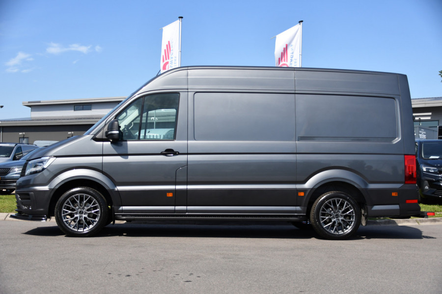 Volkswagen Crafter 35 2.0 TDI L3H3 PB Edition Camera, Cruise, Carplay, LED, Automaat, Sensoren, 140pk, Trekhaak, Multimedia, Uniek!