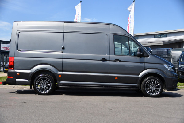 Volkswagen Crafter 35 2.0 TDI L3H3 PB Edition Camera, Cruise, Carplay, LED, Automaat, Sensoren, 140pk, Trekhaak, Multimedia, Uniek!